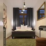 Appartamento Feinzeit Lovely Lou - Renovierter Altbau, Design, Zentrum! Bamberga