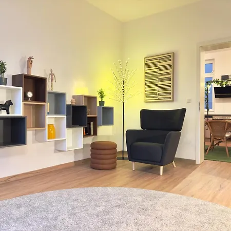 Lovely Lou, Dein Feinzeit Apartment