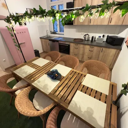 Feinzeit Lovely Lou - Renovierter Altbau, Design, Zentrum! Appartamento