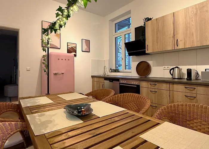 Feinzeit Lovely Lou - Renovierter Altbau, Design, Zentrum! *