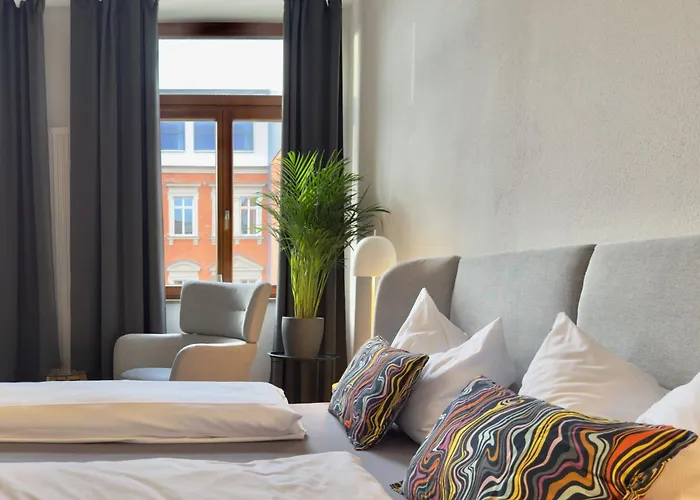 Feinzeit Lovely Lou - Renovierter Altbau, Design, Zentrum! באמברג