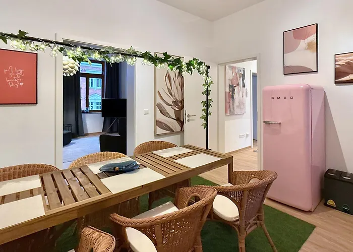 Feinzeit Lovely Lou - Renovierter Altbau, Design, Zentrum!