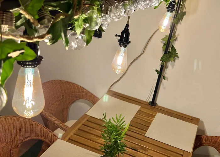 Feinzeit Lovely Lou - Renovierter Altbau, Design, Zentrum! דירה *